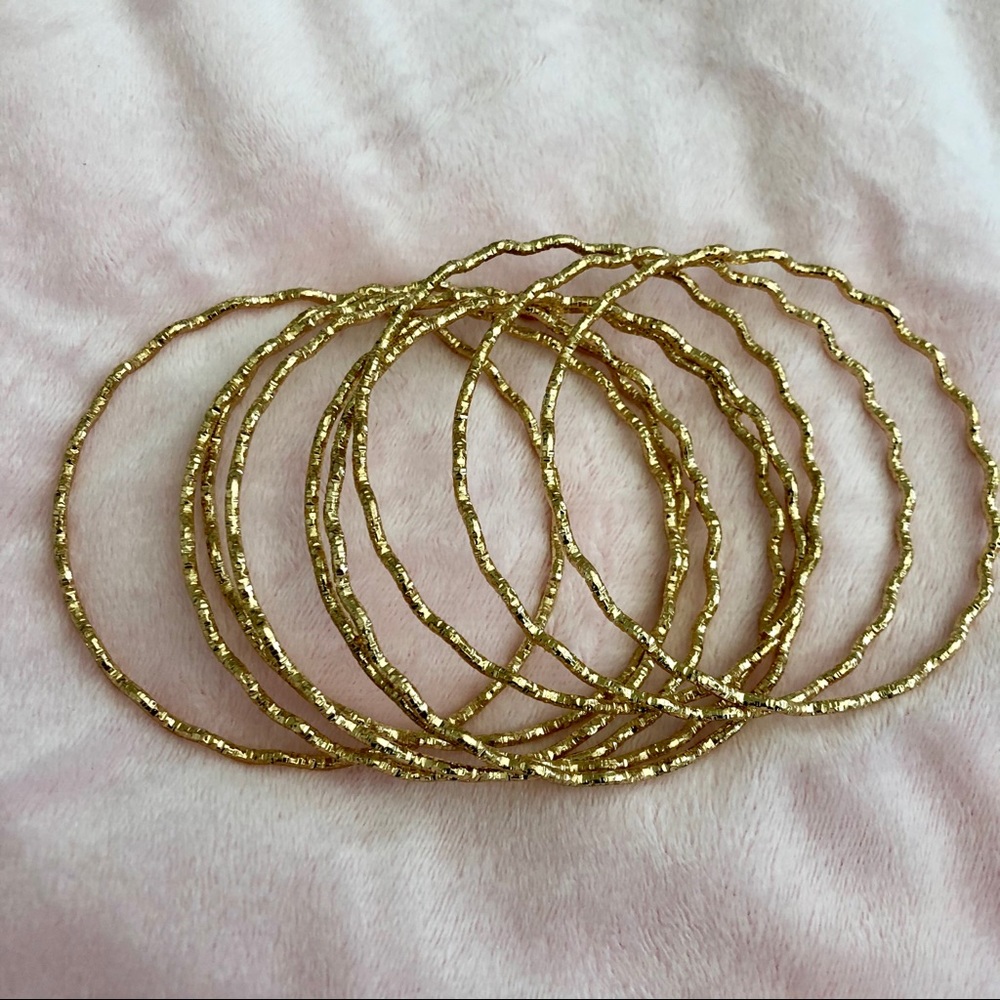 NWOT bracelet set!!